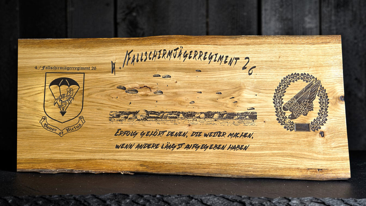 Premium Bundeswehr Kompanie-Ehrenbrett – Monumentales 1,20m Wandboard aus Massivholz