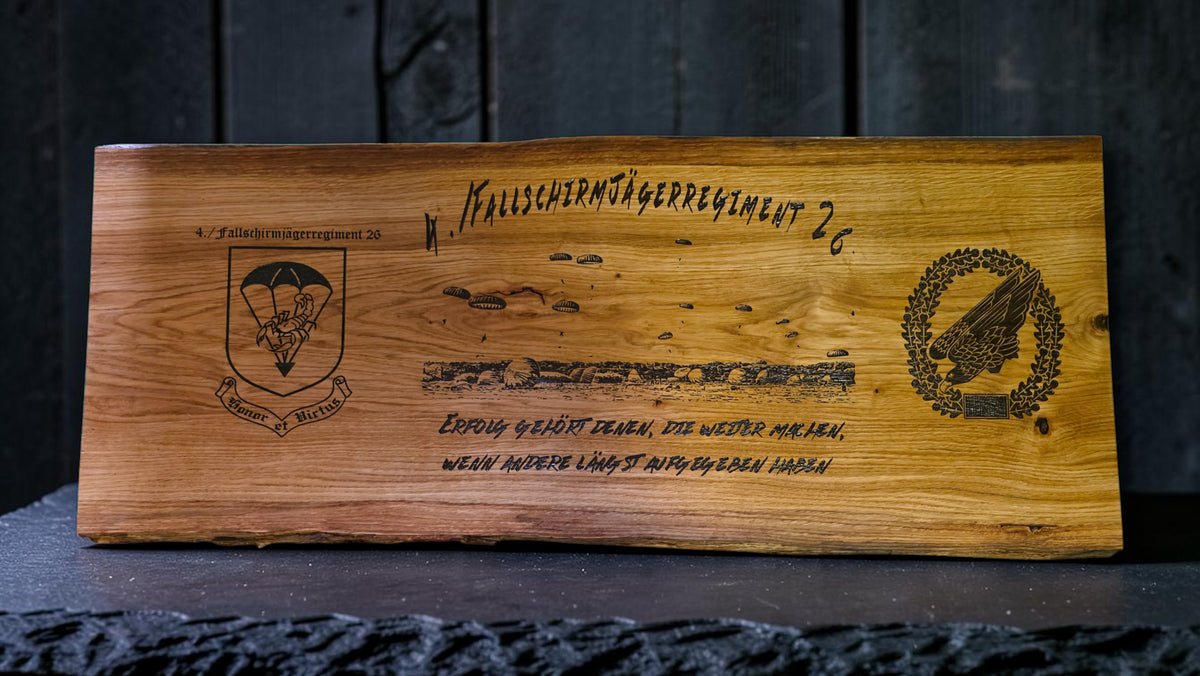Premium Bundeswehr Kompanie-Ehrenbrett – Monumentales 1,20m Wandboard aus Massivholz